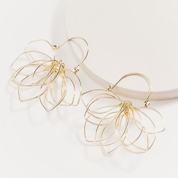 Gold Lotus Earrings - Picture 3 of 8